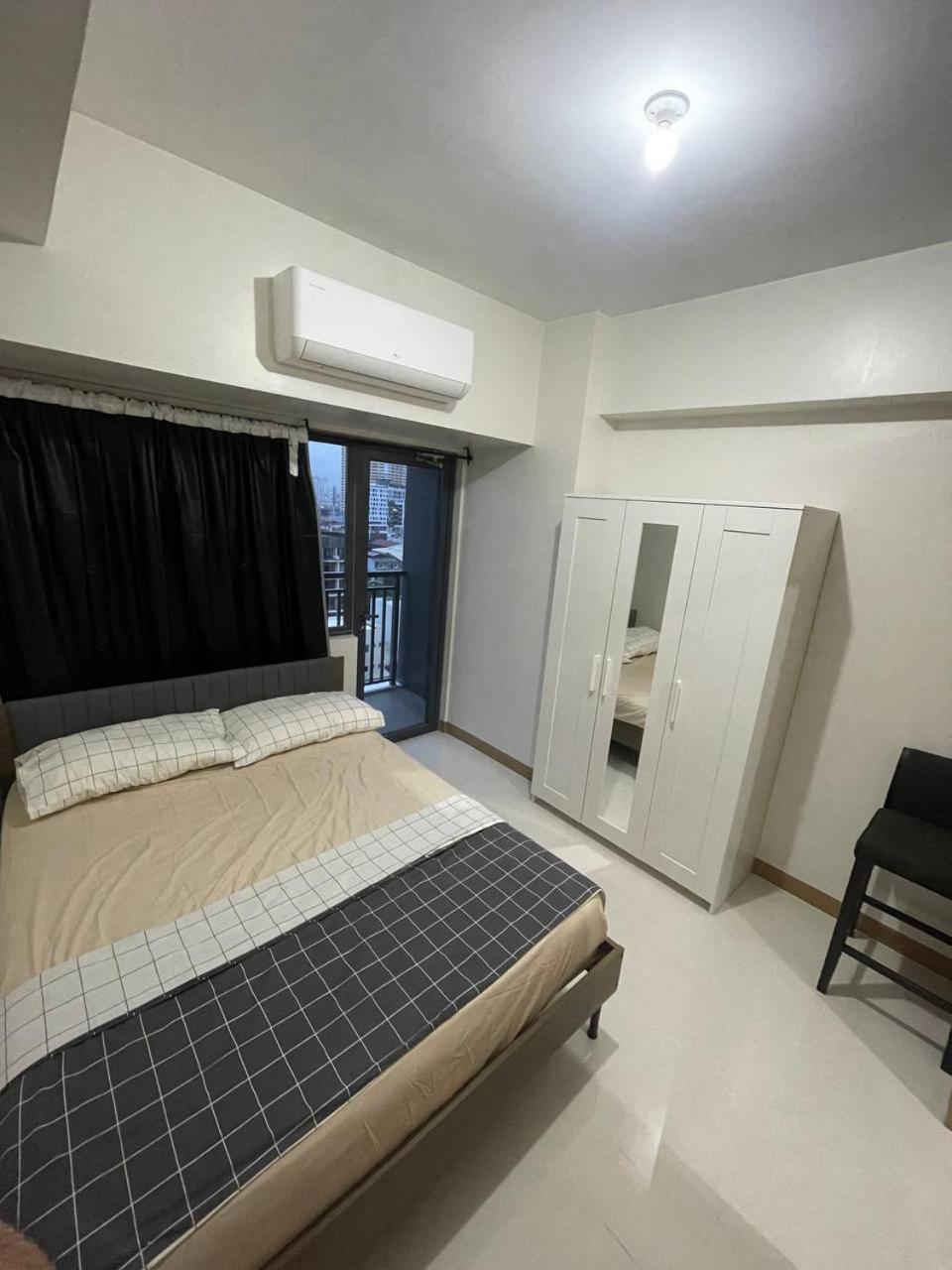 Red Residences Chino Roces Makati Makati City Exterior foto